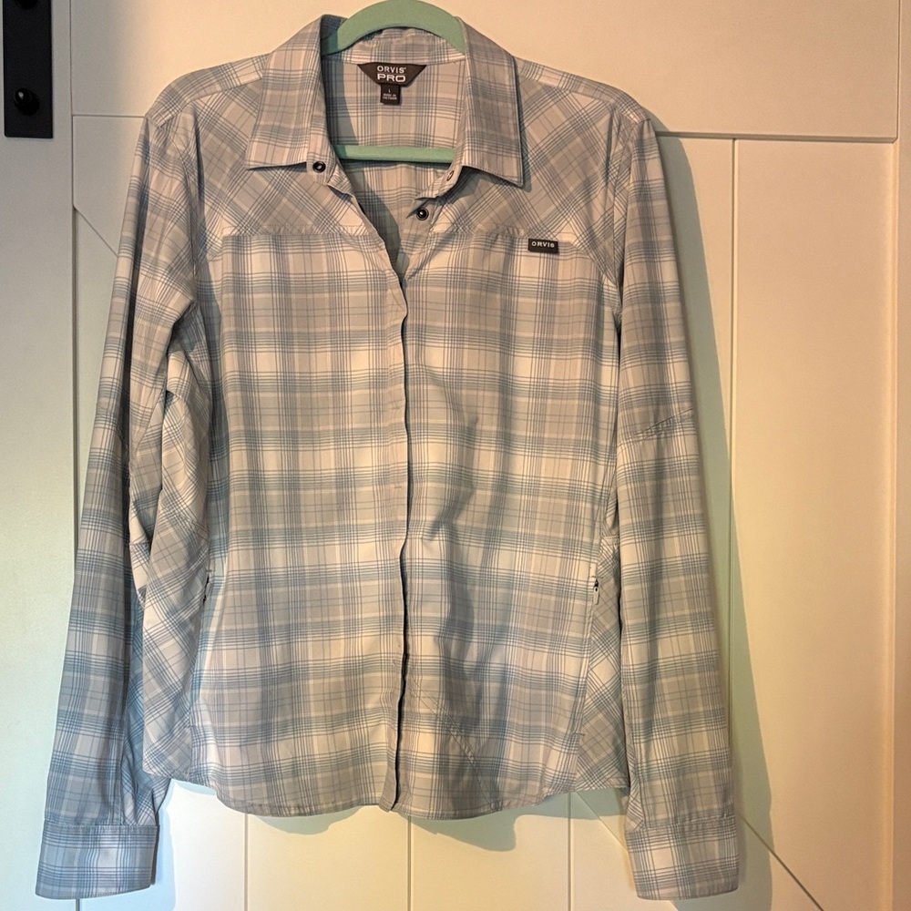 Orvis Pro Womens Blue Plaid Snap Down Shirt with Zippered Side Pockets Size L - Picture 2 of 13